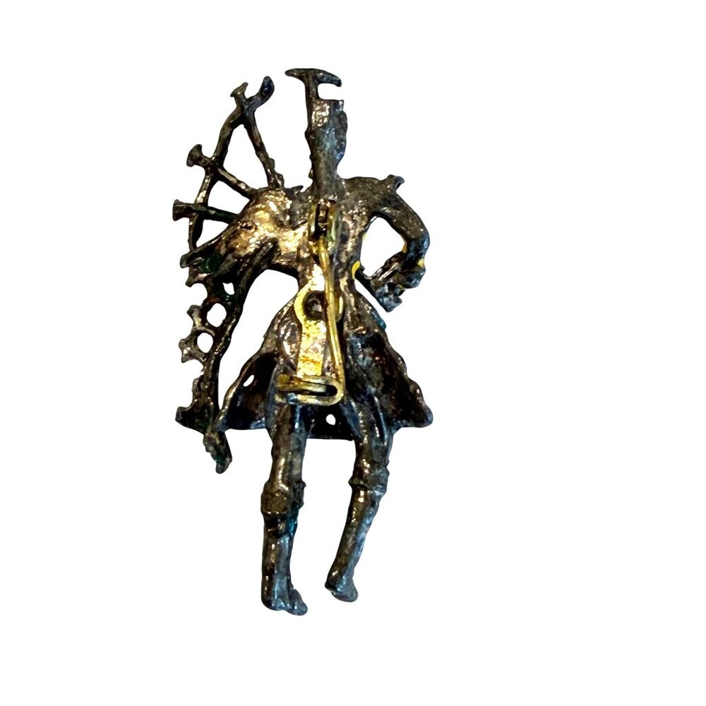 Vintage Scottish Piper Brooch Pin With Enamel Details Bagpipe Design - Picture 4 of 5
